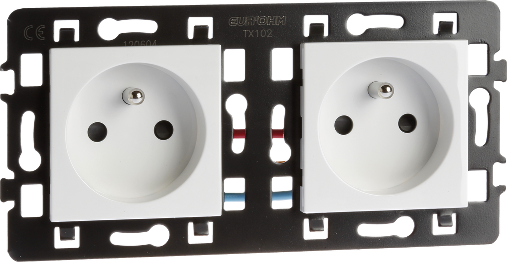 Prise double précablée