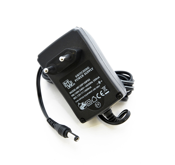 Unité(s) Alimentation à découpage 12V/ 1.5A 100-240V