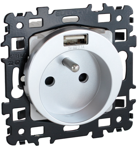 [EUR60456] SQUARE Prise 2P+T + USB A SILVER